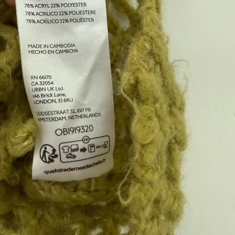 BDG For Urban Outfitters Open-Knit Short Sleeve Button Cardigan in Chartreuse - Picture 7 of 11